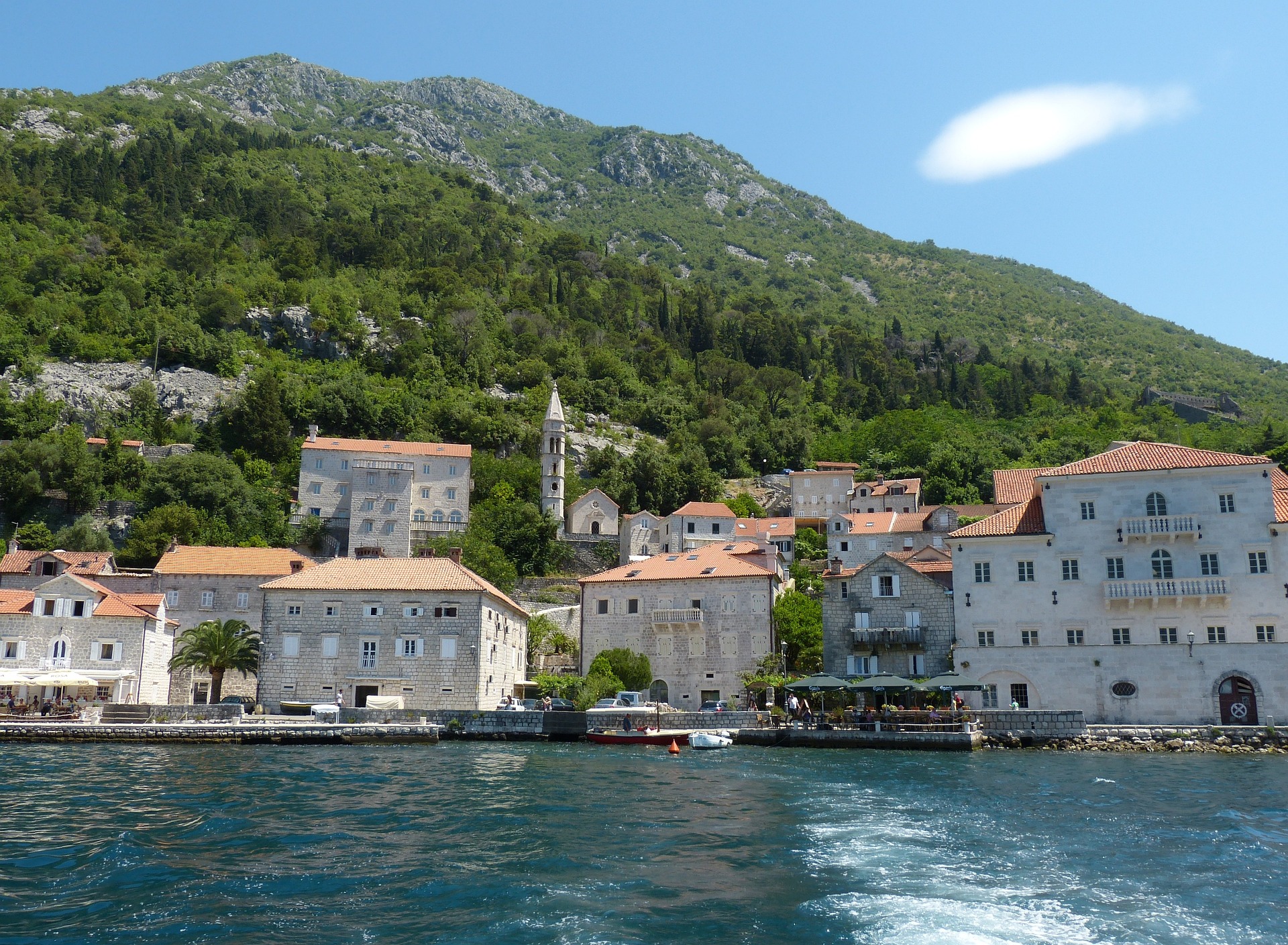 kotor-g4ab0909c3_1920.jpg
